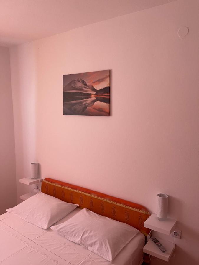 Apartmani Frane Tribalj エクステリア 写真